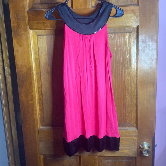 Express Dresses & Skirts - Express black and pink mini dress. Size S has pockets!
